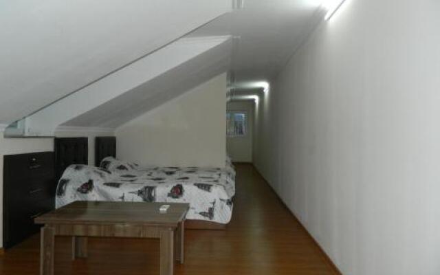 Batumi Hostel 10 - 11