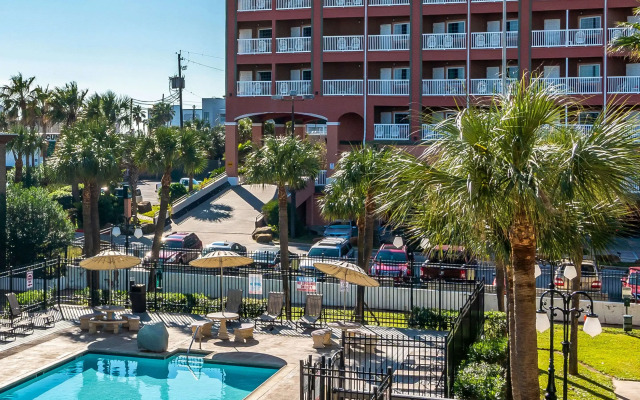 Quality Inn & Suites Galveston - Beachfront
