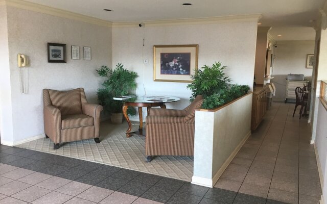 Ambassador Inn And Suites