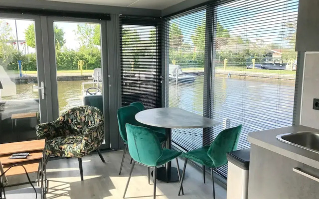 Nice Harbor Lodge Located in the Marina