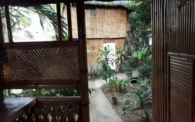 HangOut Beach & Resort