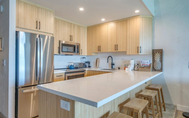 Papakea #f407 2 Bedroom Condo by RedAwning