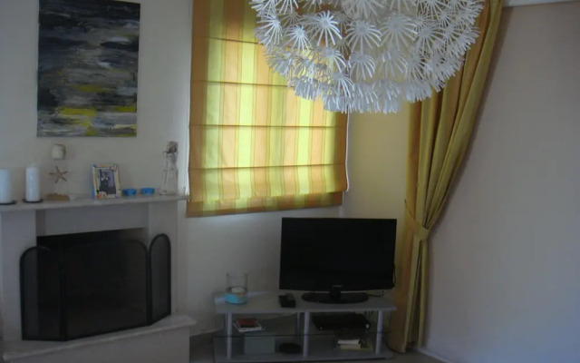 Jolie Villa