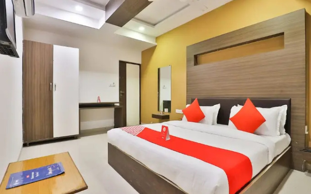 Hotel VLEE by OYO Rooms