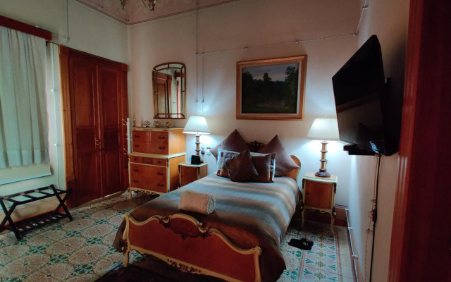 Azcami Boutique Hotel