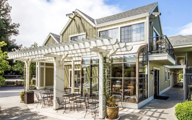 Quality Inn Petaluma - Sonoma