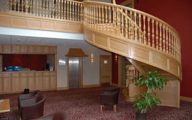 Curran Court Hotel