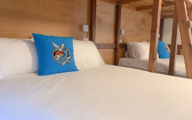 Dock Inn Tainan