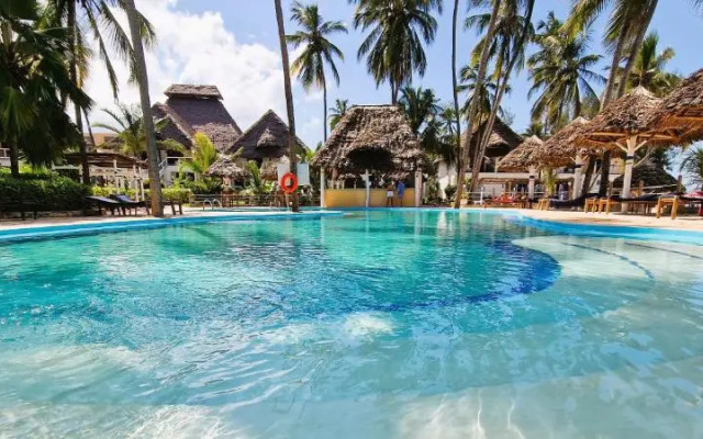 Paradise Beach Resort