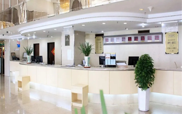 Dalian Royal Hotel