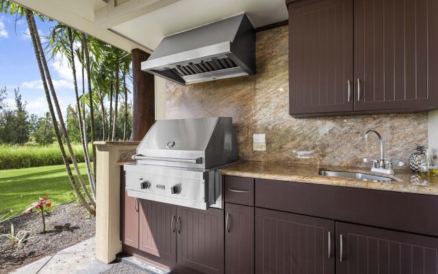 Waikoloa Beach S O2 2 Bedroom Condo by RedAwning