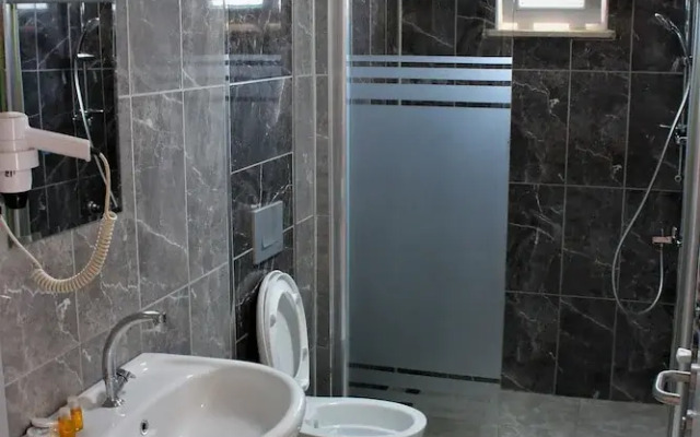 Kuzey Otel