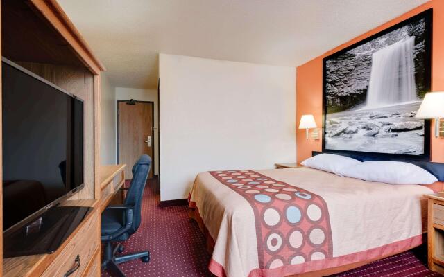 Super 8 By Wyndham Martinsburg