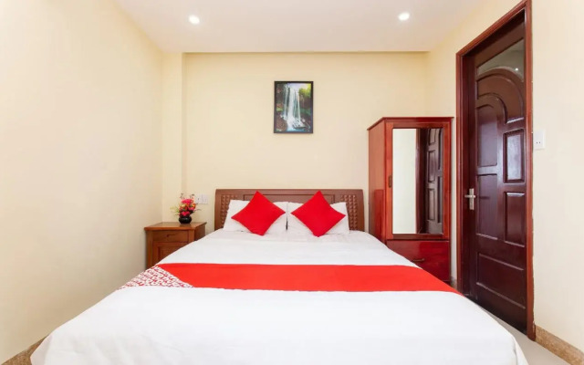 Phuong Hong Motel