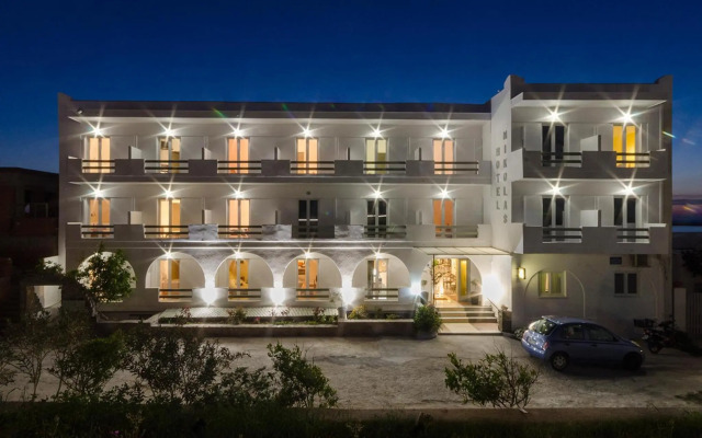 Nikolas Hotel