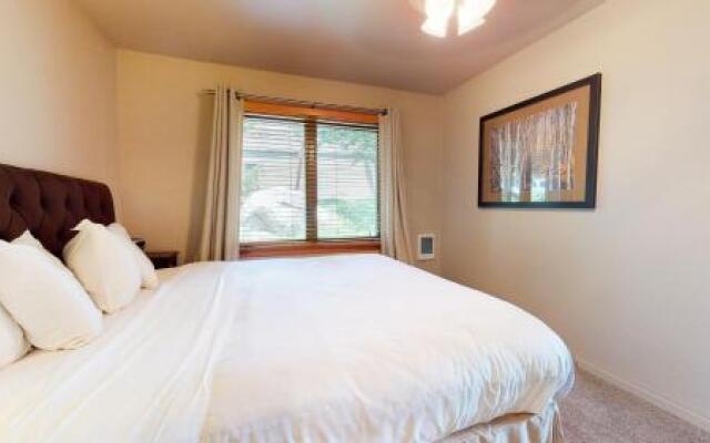 Snowcreek 247 Townhouse