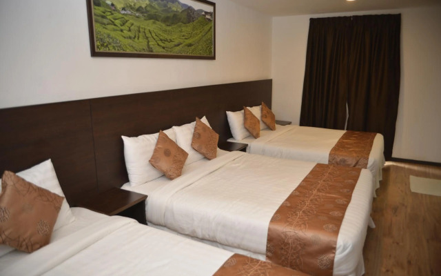 Highlanders Hotel