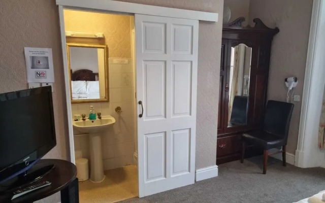 OYO The Station Hotel Penrith