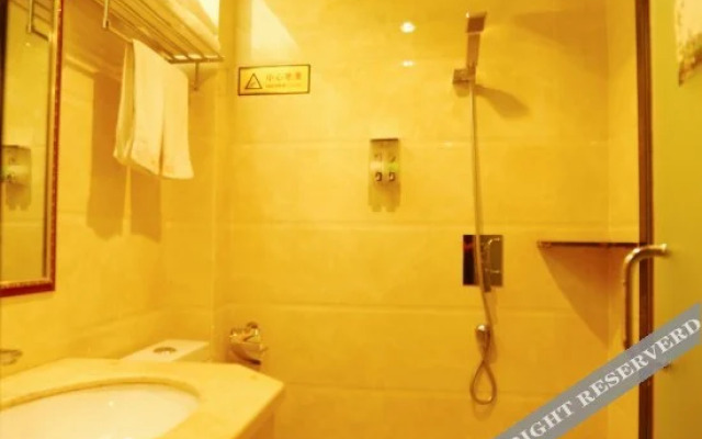 Lanjing Homestay (Kaili Miao Dong Ethnic Park)