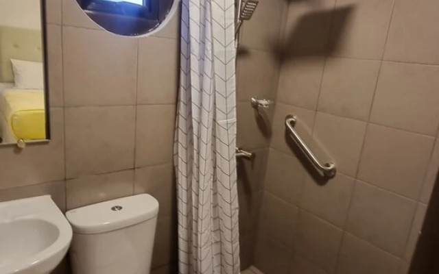 One Cristina Suites