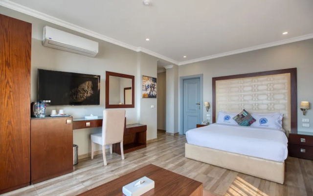 Mamlouk Pyramids Hotel