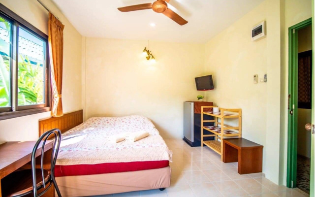 Muchshima House – Guest Rooms – Thalang
