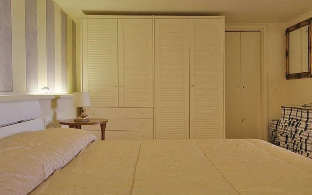 Versine Luxury Apartment