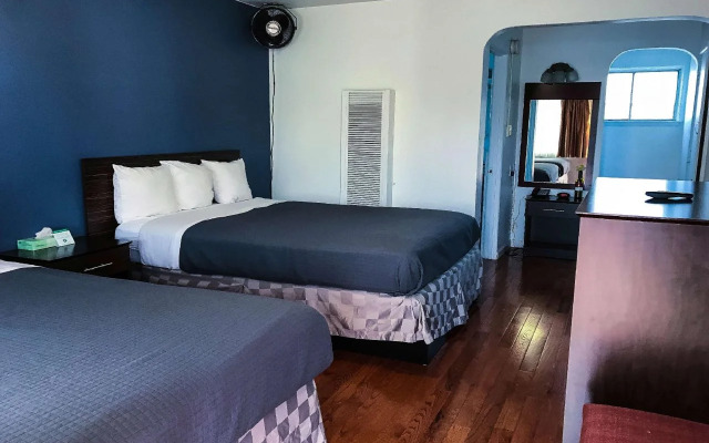 Americas Best Value Inn Golden Bear Inn