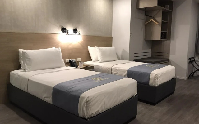 JET Hotel