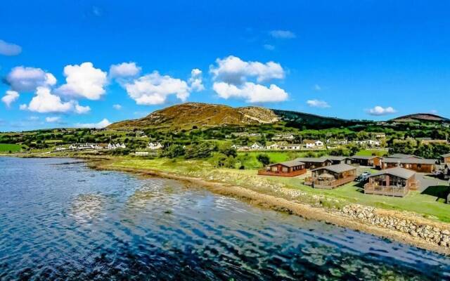 Stunning 4 Bedlog Cabin in Kerrykeel - Sleeps 10