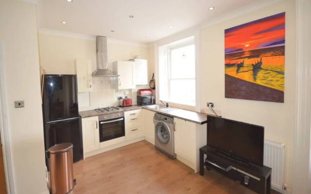 Cosy 1 Bedroom Flat Near Wapping Wharf