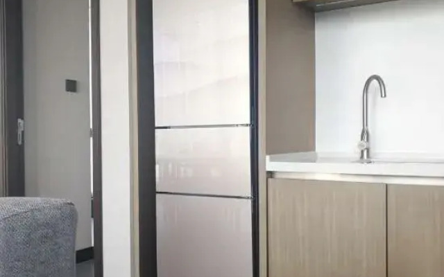 Grand Emporium Rezen ESA Apartment