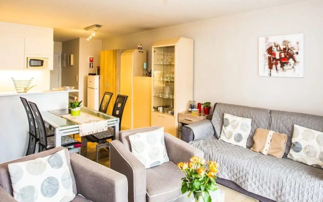 Cozy Stay Near the Coast