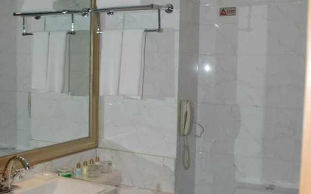 Chengdu Carmen Hotel