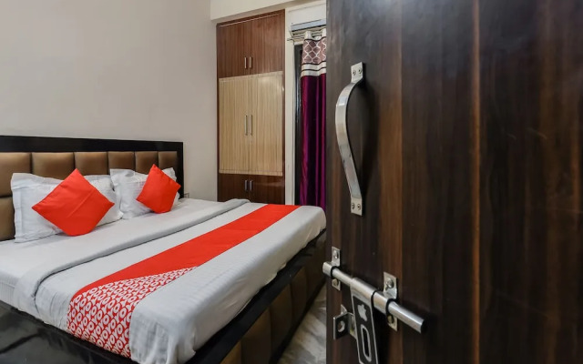 OYO 22968 Devanshi Residency