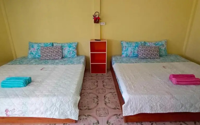 Lung Teeb Paradise Chao Lao Resort