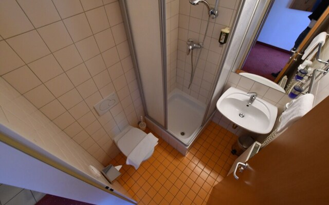 RoomRent55