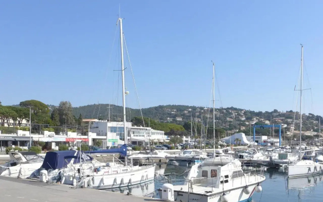 Holiday House Le Petit Village