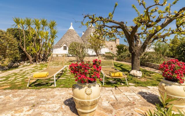 Trullo Patricia Pool