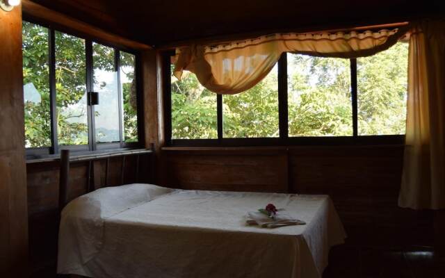 Centro Ecoturístico Cabañas Nevería