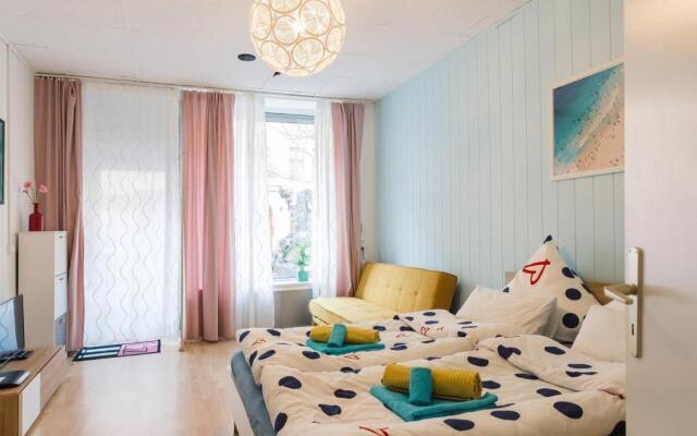 Holiday 33 Apartment S-Bahn Schönhauser Allee