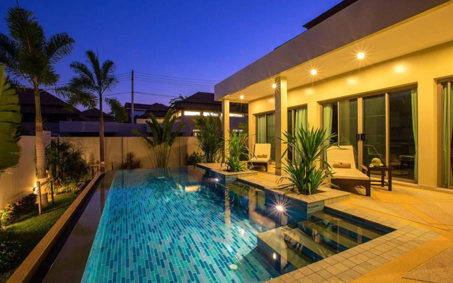 Saiyuan Estate by TropicLook