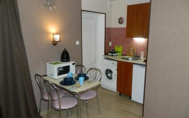 Guest House on Rostovskaya 50