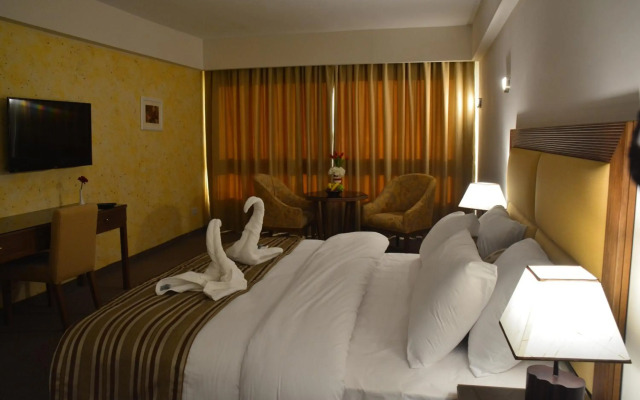 Saray Hotel