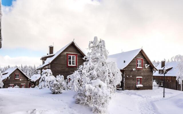 Semi-detached Houses, Turf House