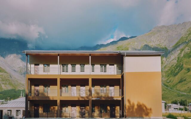Hotel 4100
