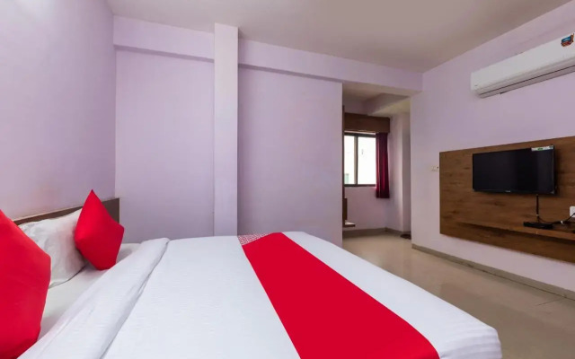 Prince Palace by OYO Rooms