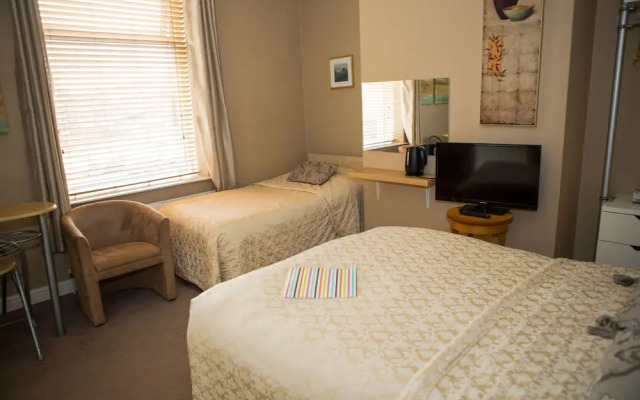 Oak House B&B