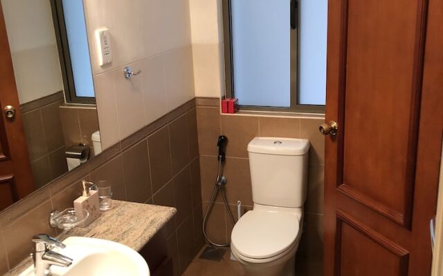 Hedges Court Residencies Town Hall-2 Room 3 Bed Apartment