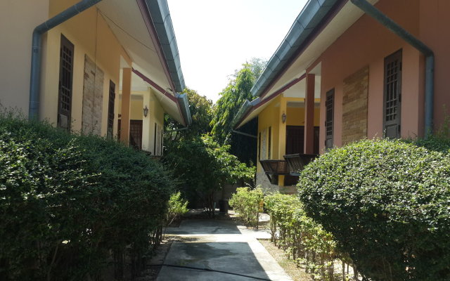 Fueangfu Villa